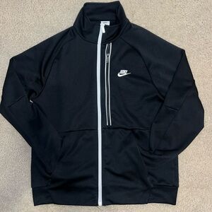 Nike Men’s Tracksuit